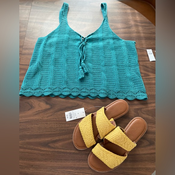 Crochet Crop Tank in Teal - Picture 6 of 6